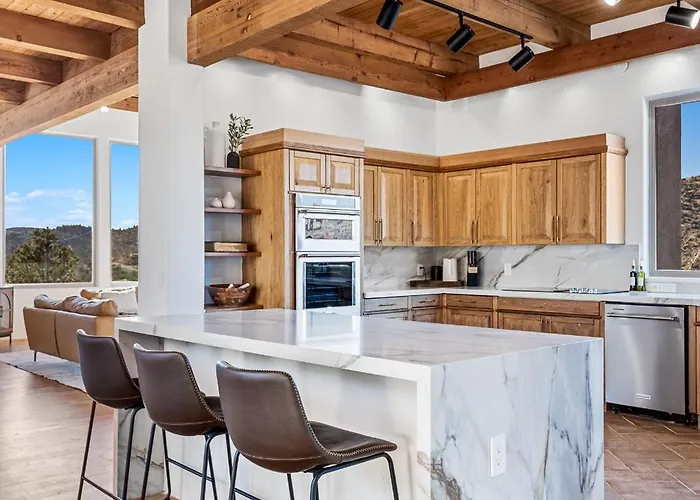 The Belvedere - Hot Tub, Sauna, And Red Rock Views *