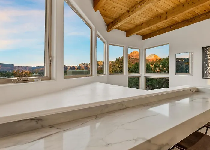 The Belvedere - Hot Tub, Sauna, And Red Rock Views Holiday home
