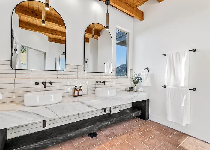 Holiday home The Belvedere - Hot Tub, Sauna, And Red Rock Views Sedona